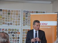 "Kraftstoff kostet in Deutschland drei mal soviel wie in den USA."